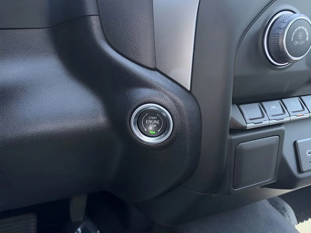 Used 2024 Summit White Chevrolet Custom image 18