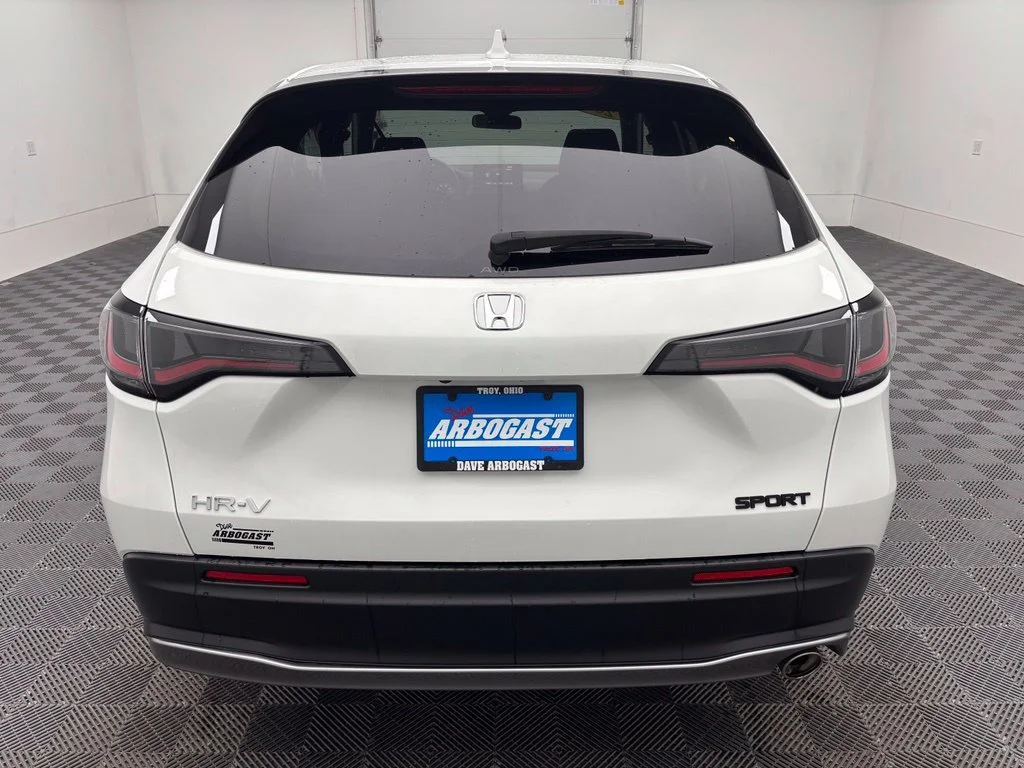 Used 2023 White Honda Sport image 9