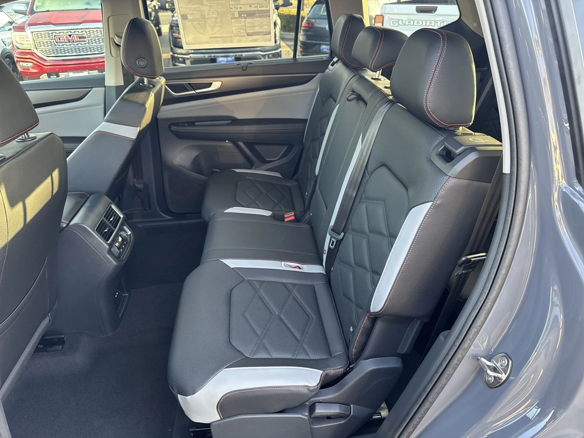 New 2026 Pure Gray Volkswagen 2.0T Peak Edition image 29