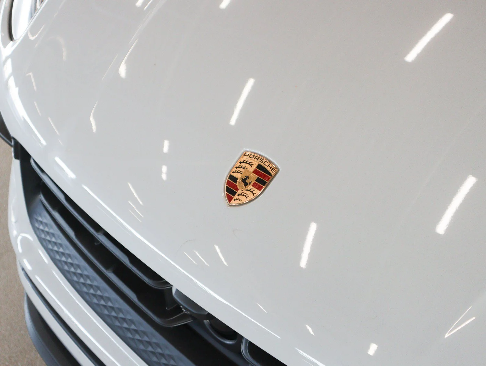New 2026 Chalk Porsche  image 29
