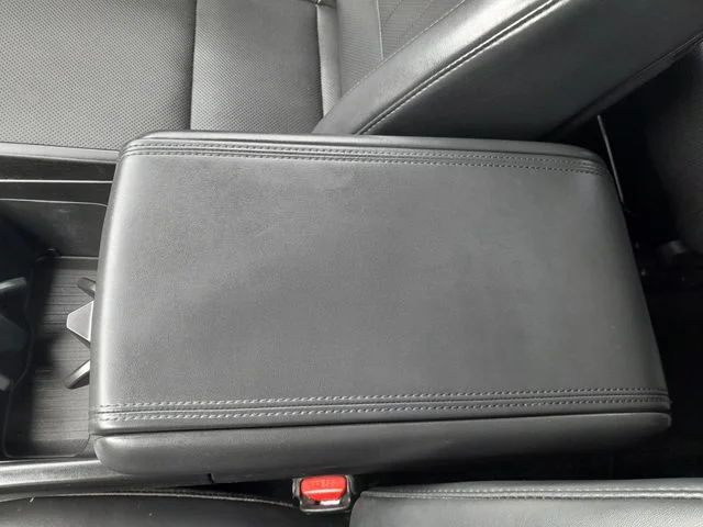 Used 2024 Green Hyundai SEL image 26