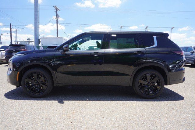 New 2026 Black Diamond Mitsubishi SE image 11