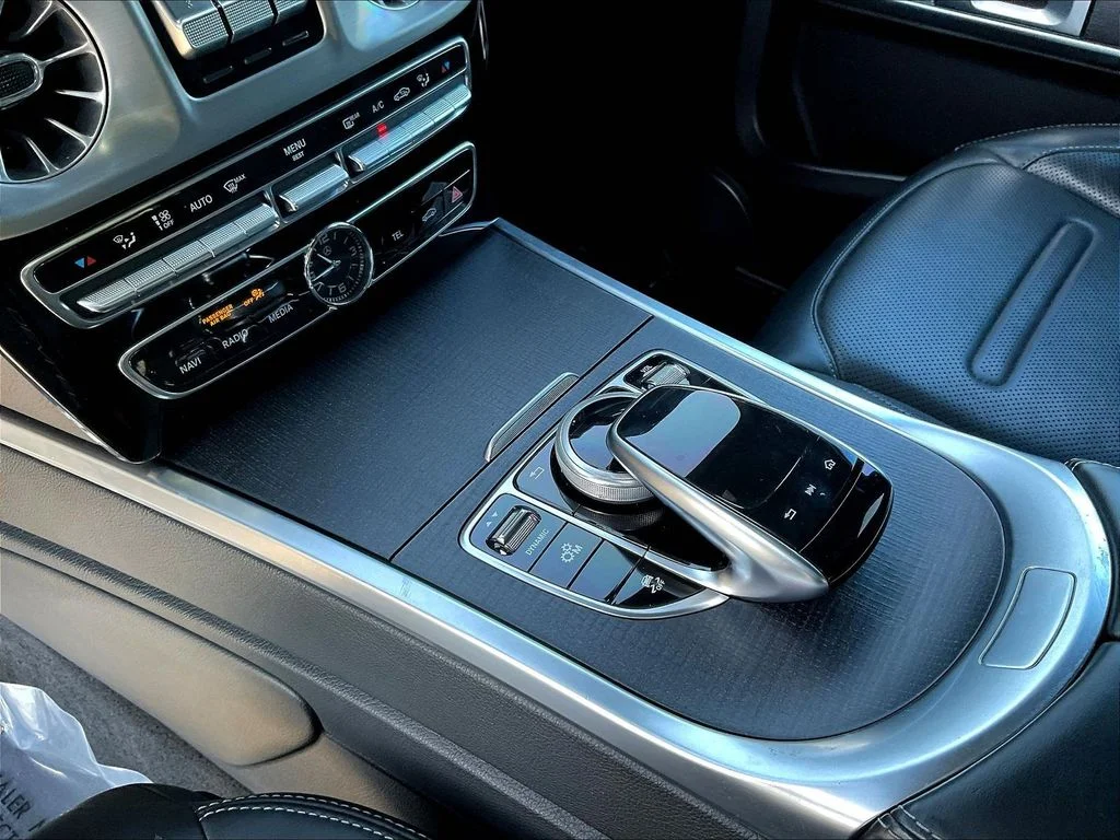 Used 2021 Obsidian Black Metallic Mercedes-Benz G 550 image 18