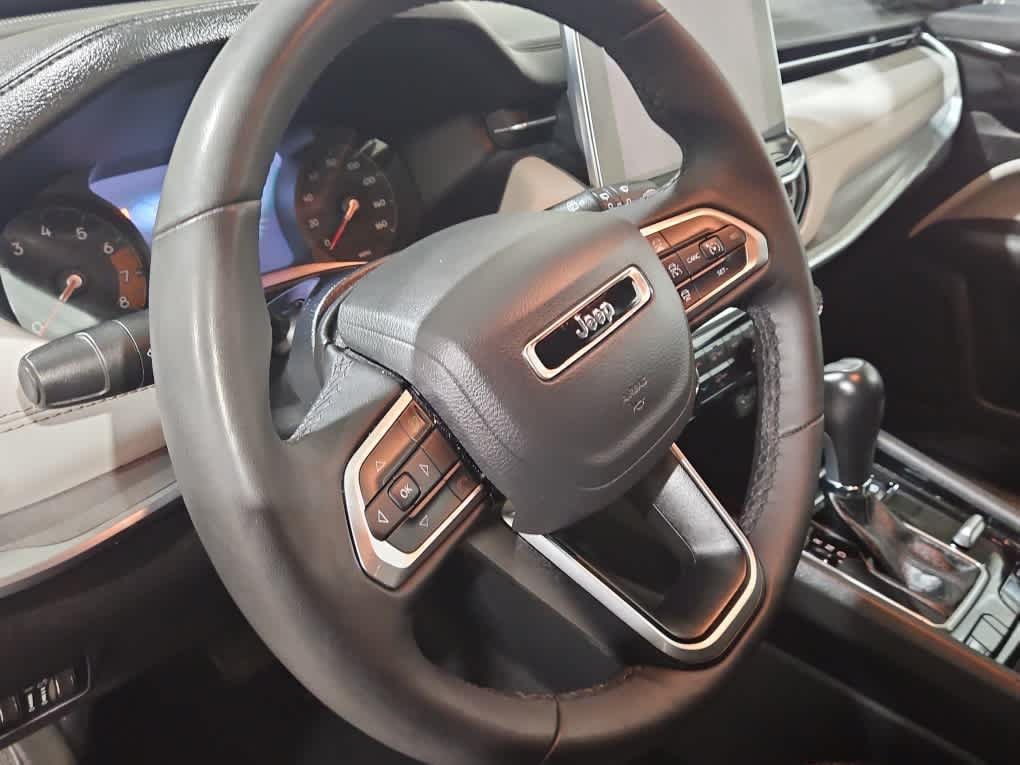 2025 Jeep Compass Limited - Photo 14