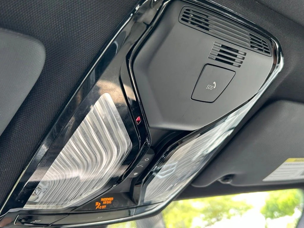 Used 2025 Black BMW 330i image 25