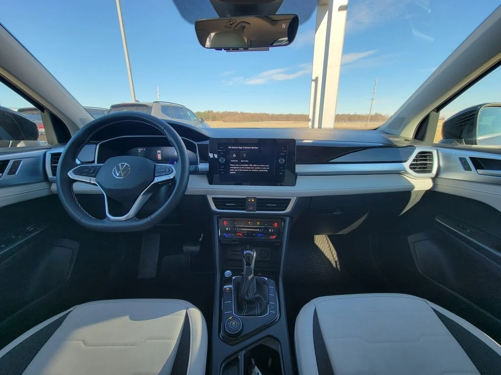 2026 Volkswagen Taos SE - Photo 33