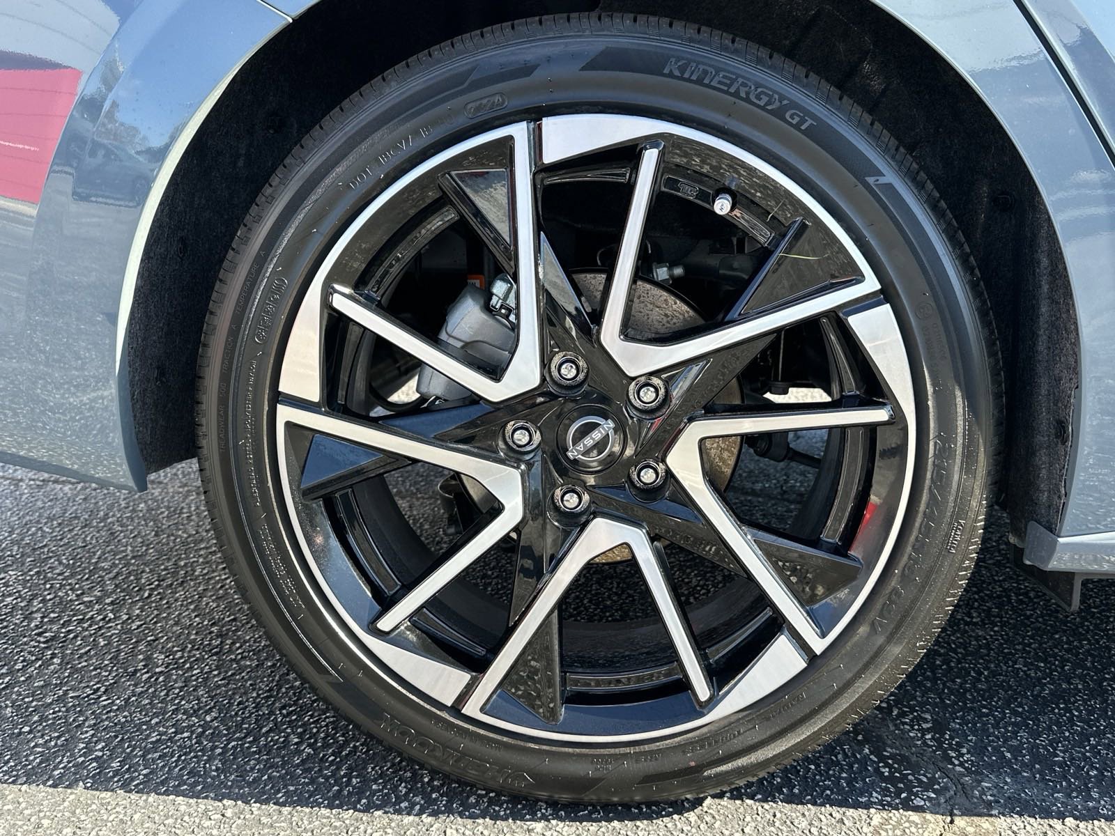 2025 Nissan Sentra SR - Photo 16