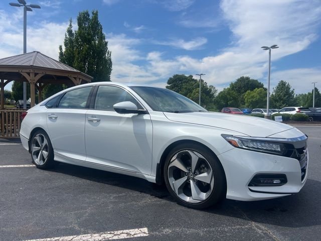 Used 2020 Platinum White Pearl Honda Touring 2.0T image 4