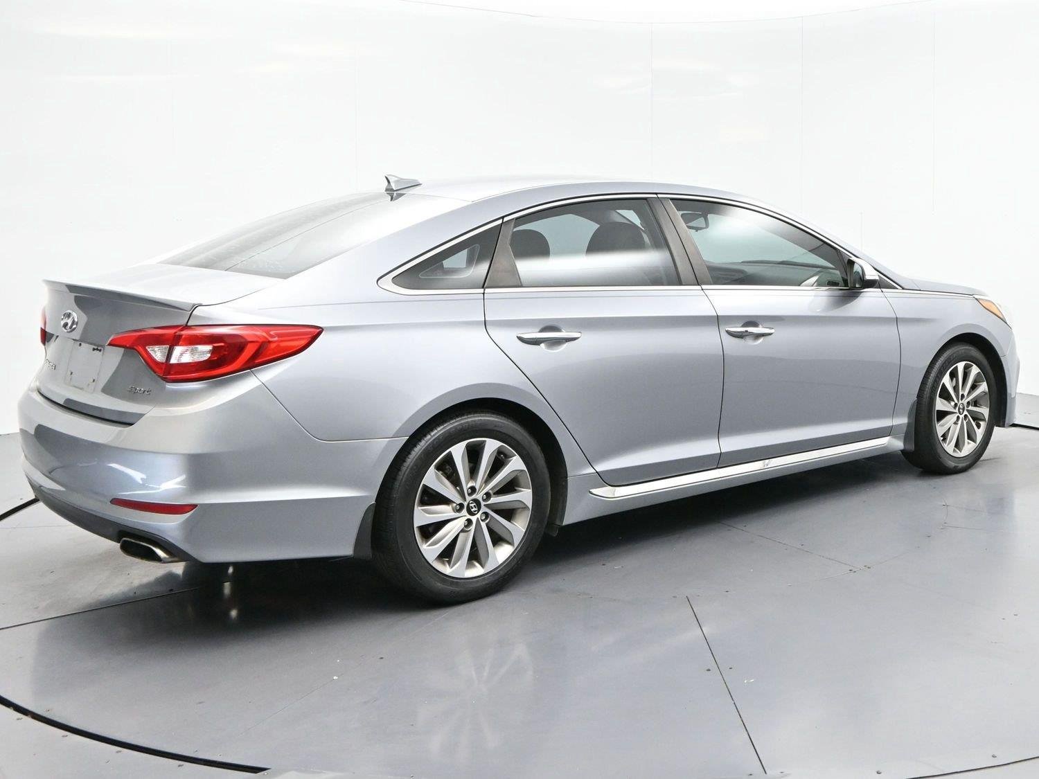 Used 2016 Symphony Silver Hyundai 2.4L Sport image 7