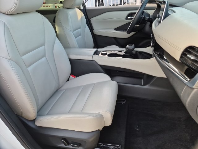 Certified Used 2023 White Nissan SL image 25