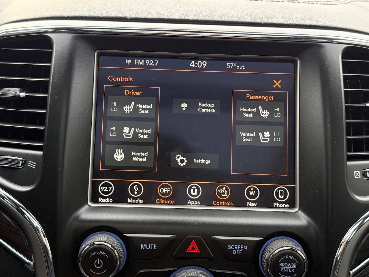 2018 Jeep Grand Cherokee Overland - Photo 23