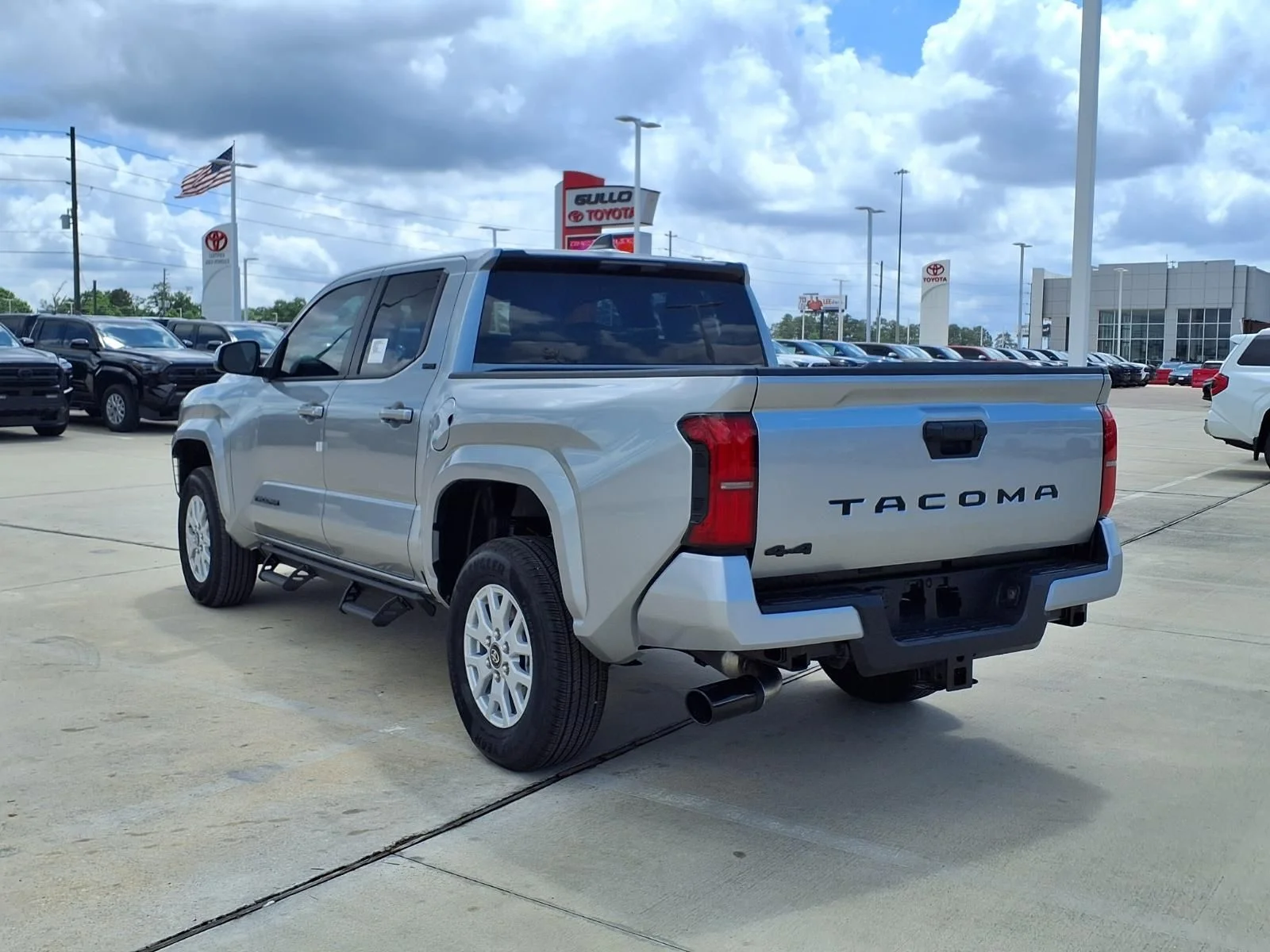 New 2026  Toyota SR5 image 2