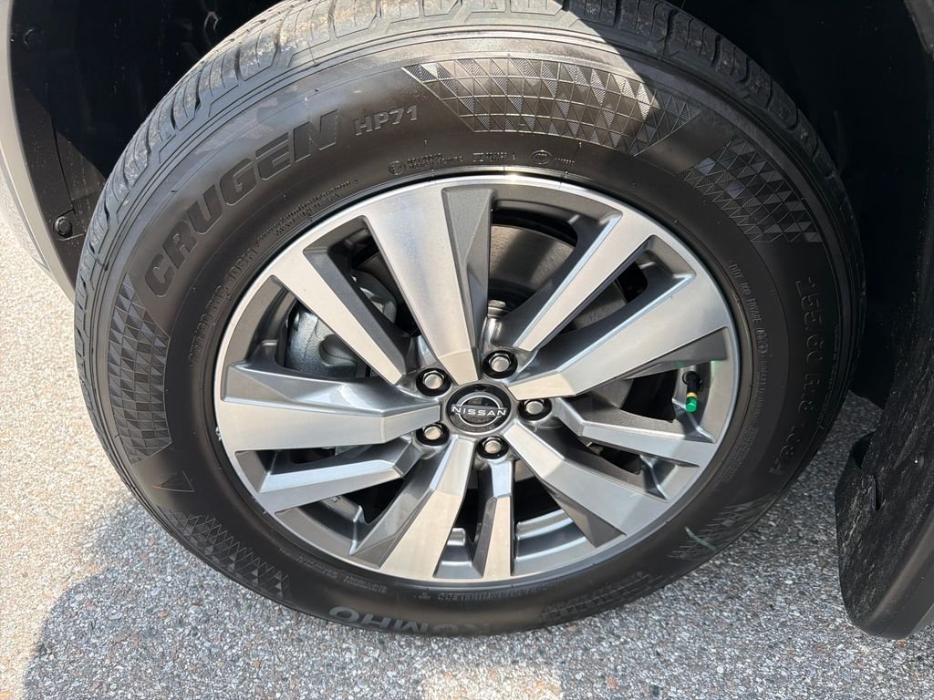 New 2026 Nissan Pathfinder SL 4D Sport Utility