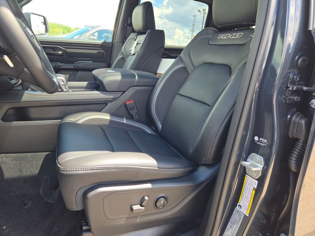 New 2026 Forged Blue Metallic Exterior Paint RAM RHO image 26
