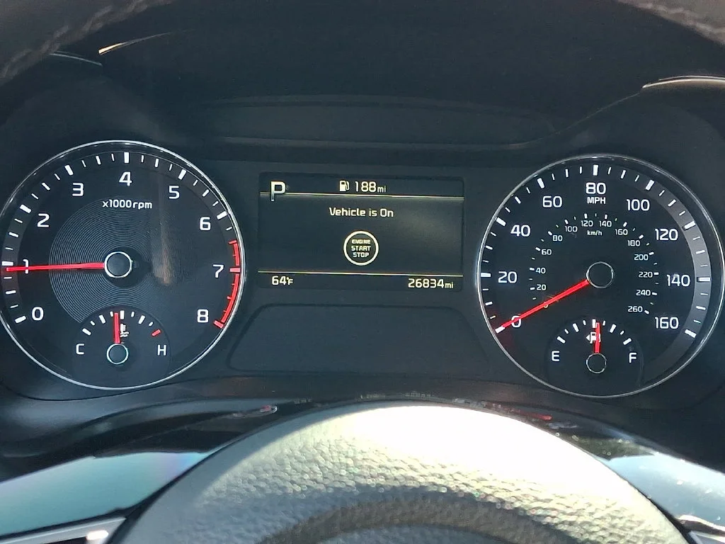 Used 2024 White Kia GT-Line image 26