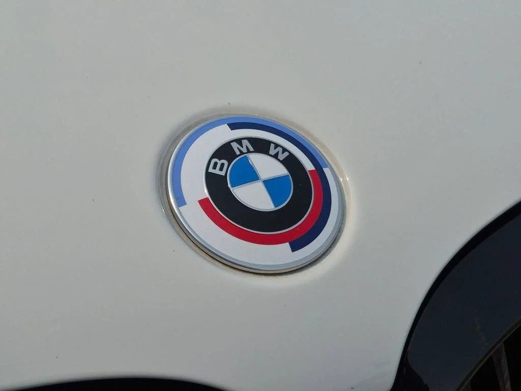 Used 2024 White BMW M40i image 4
