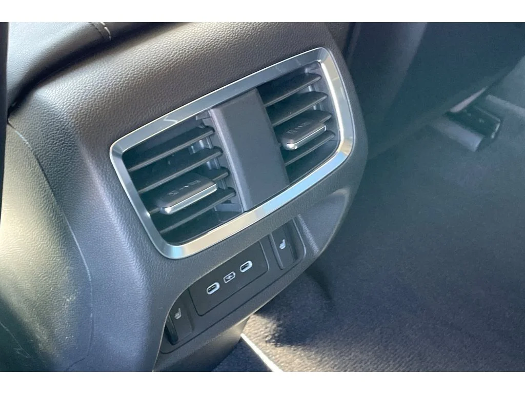 Used 2023 Liquid Carbon Metallic Acura w/Advance Package image 43