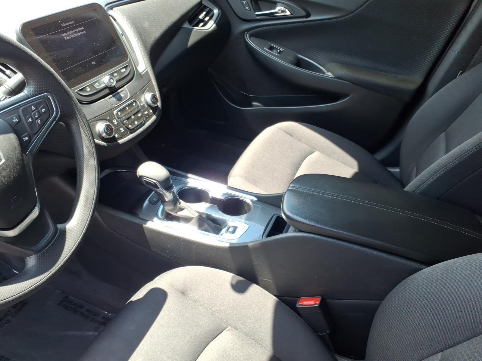 Used 2024 Sterling Gray Metallic Chevrolet LT image 18