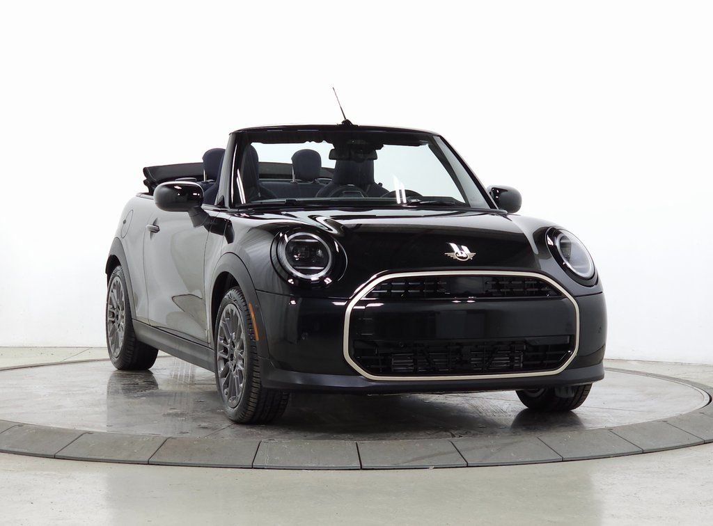 2026 MINI Convertible Cooper Signature's photo