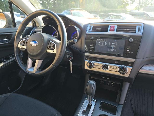 Used 2017 Ice Silver Metallic Subaru 2.5i image 11