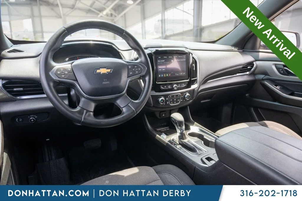 Used 2023 Gray Chevrolet LT image 24