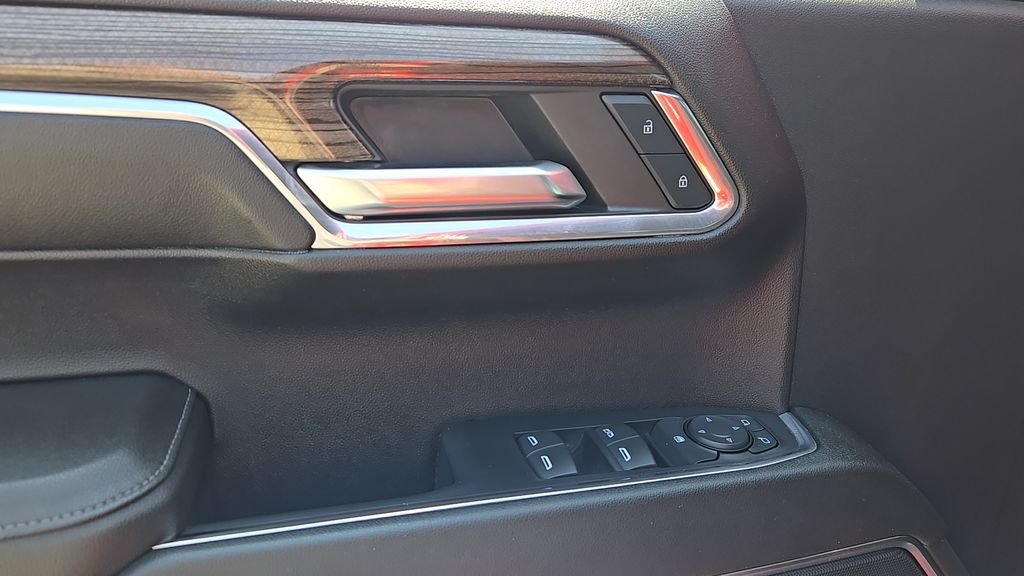 Used 2024 Red Chevrolet LT image 8