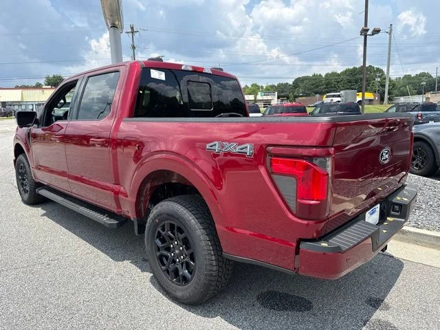New 2026 Ruby Red Metallic Tinted Clearcoat Ford XLT image 8