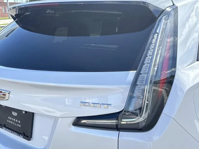 Used 2019 CRYSTAL WHITE TRICOAT Cadillac AWD Sport image 36