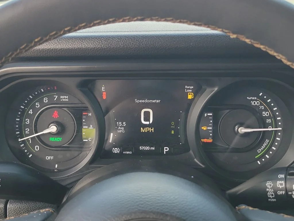 Used 2024 Green Jeep Sport S 4xe image 27