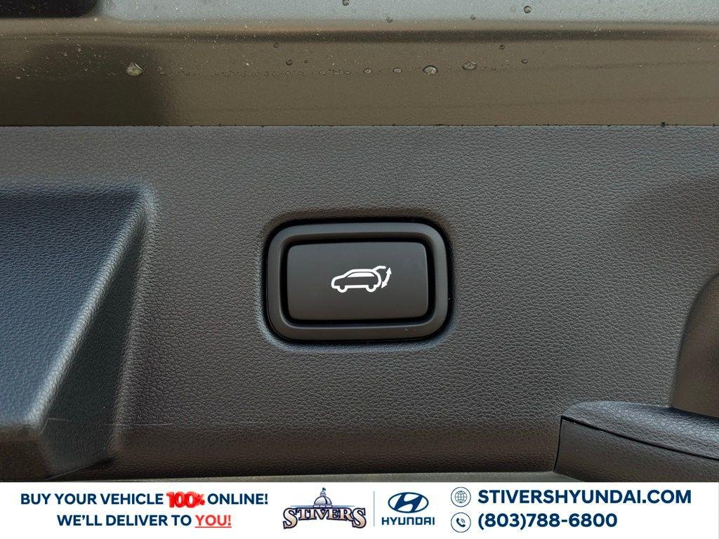New 2026 Green Hyundai SEL FWD image 16