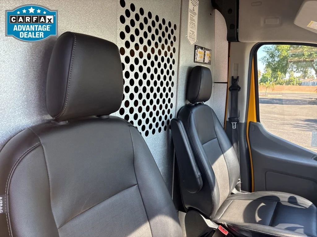 Used 2021 Oxford White Ford T-250 HI RF RWD image 27