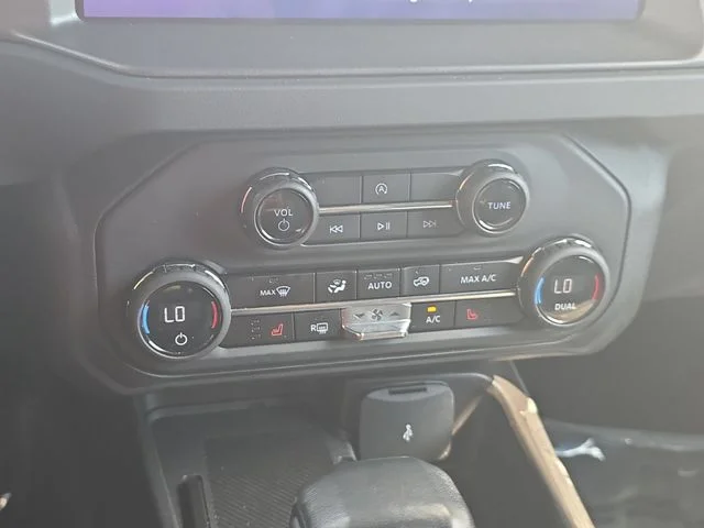 Used 2025 Gray Ford Big Bend image 24
