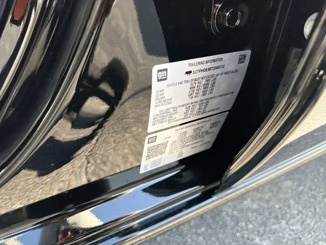 New 2026 Onyx Black GMC SLT image 34