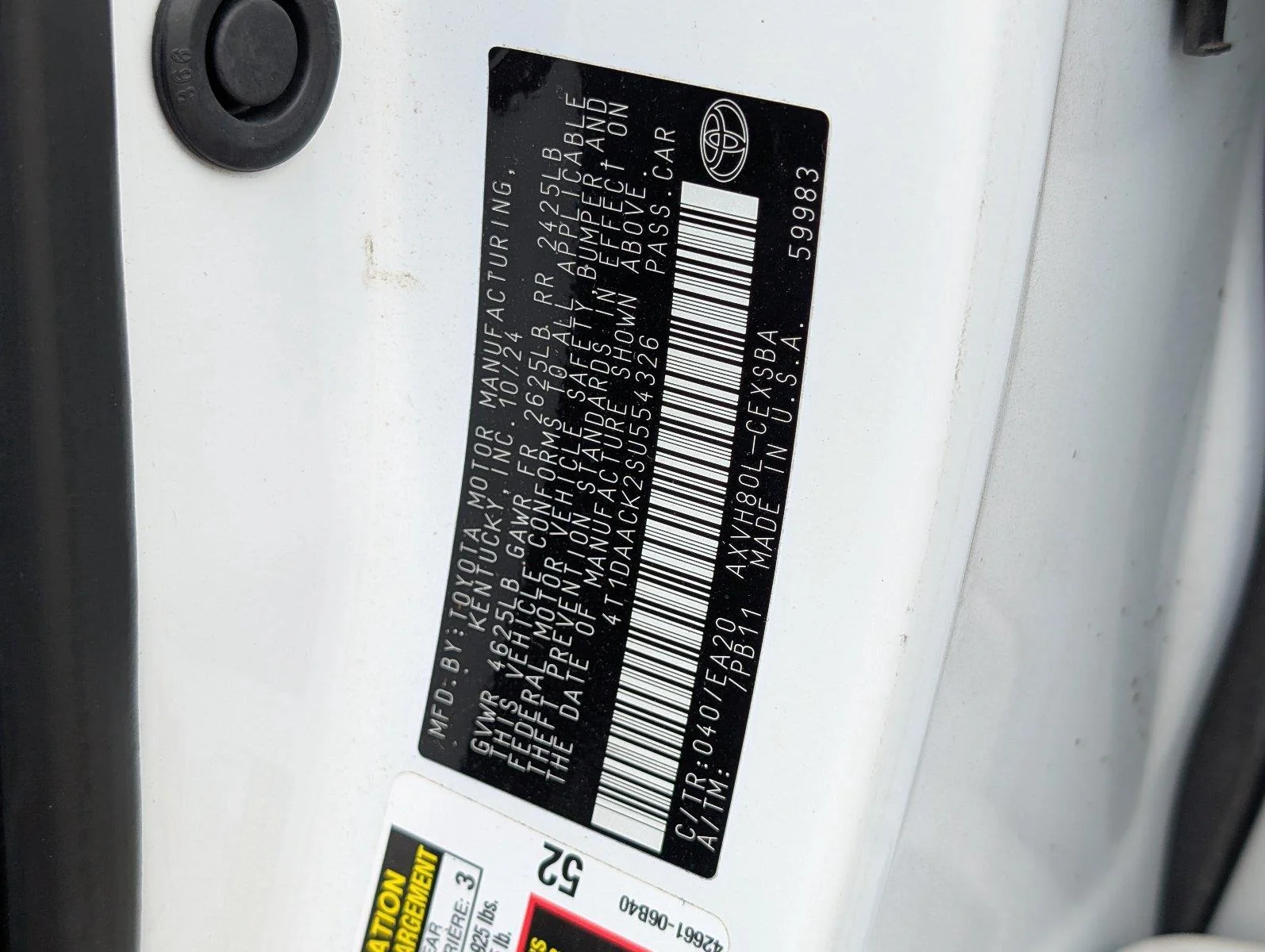 Used 2025 Ice Cap Toyota SE image 14