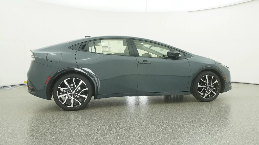New 2026 Guardian Gray Toyota XSE image 32