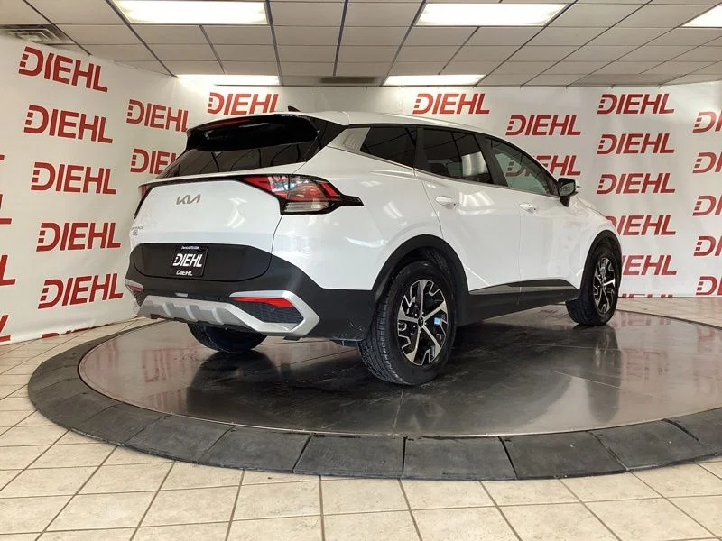 Used 2024 White Kia EX image 7