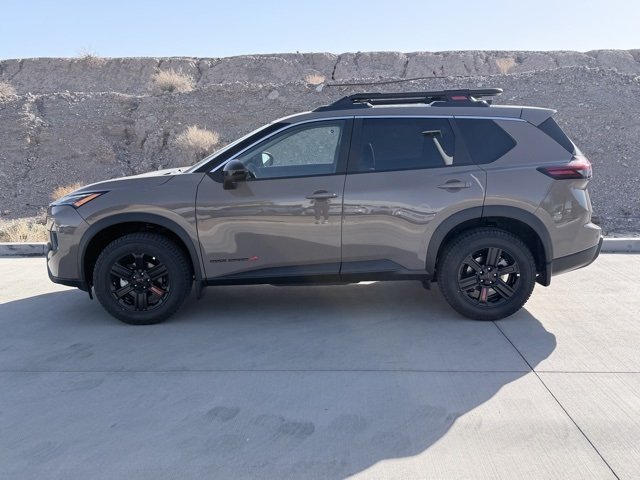 2026 Nissan Rogue SV photo 3