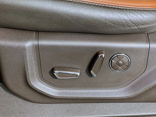 Used 2018 Black Ford King Ranch image 11