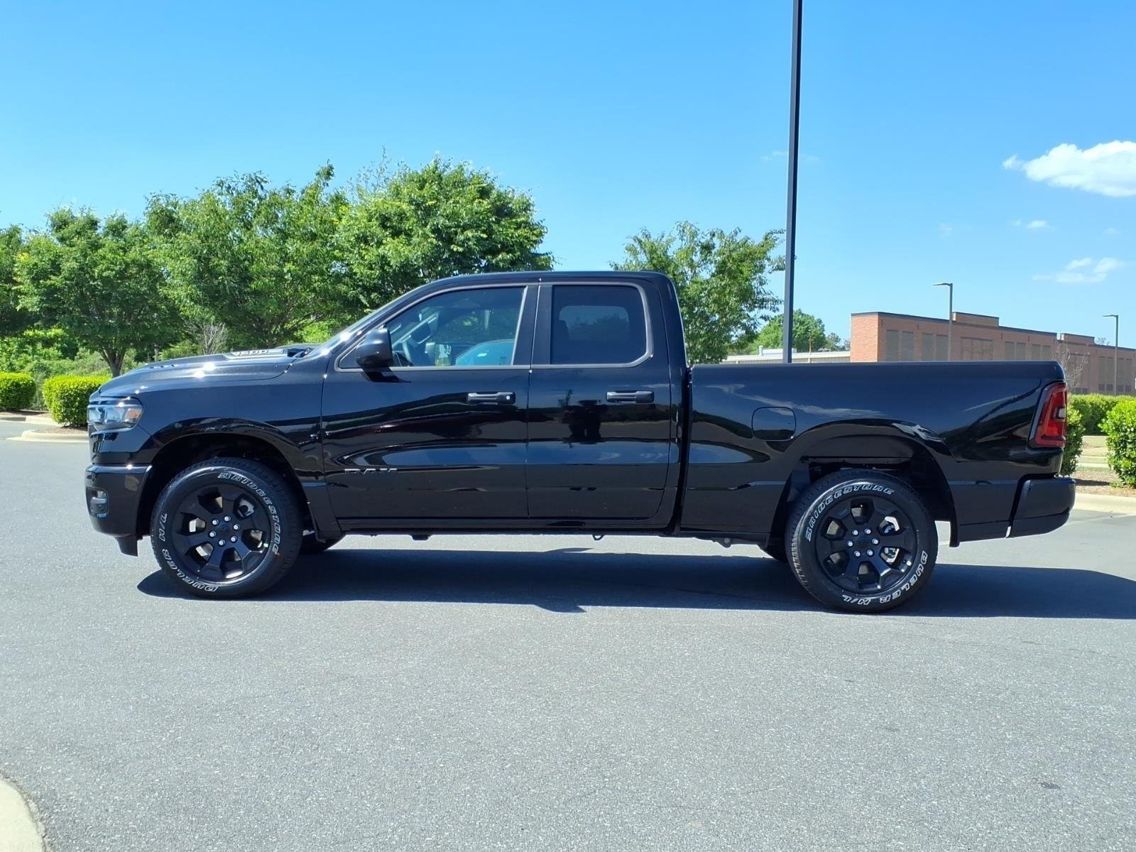 New 2026 Diamond Black Crystal Pearl-Coat Exterior Paint RAM Express image 3
