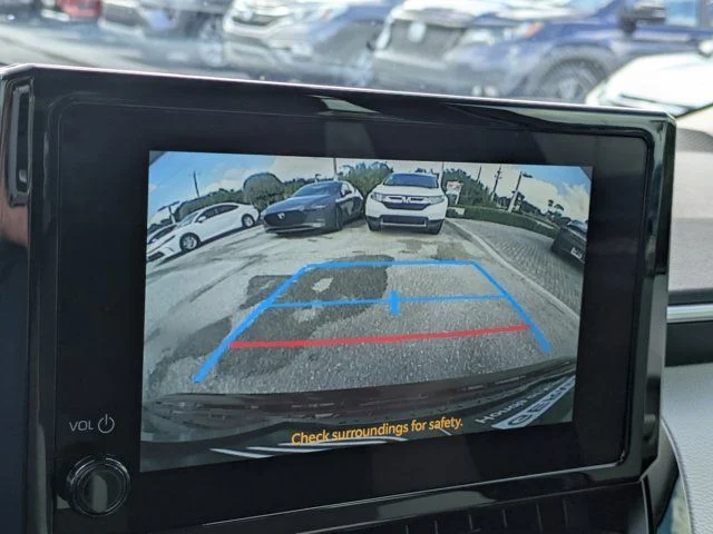 2026 Toyota Corolla LE - Photo 20