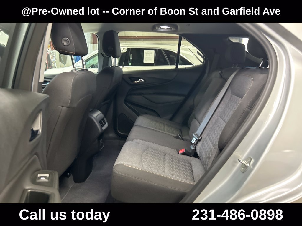 Used 2022 SILVER ICE METALLIC Chevrolet LT image 23