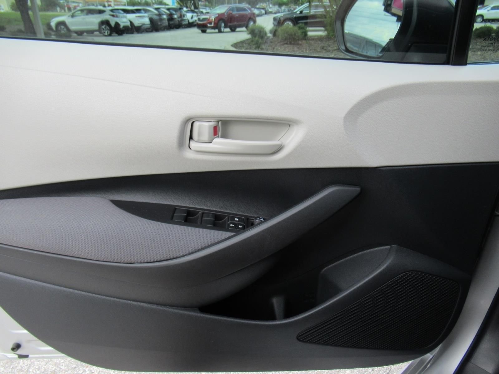 Used 2025 Silver Toyota LE image 18