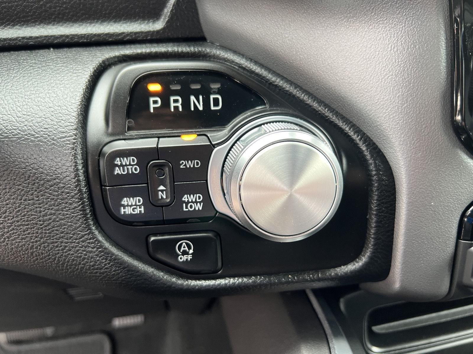 Used 2022 Silver Ram Laramie image 34