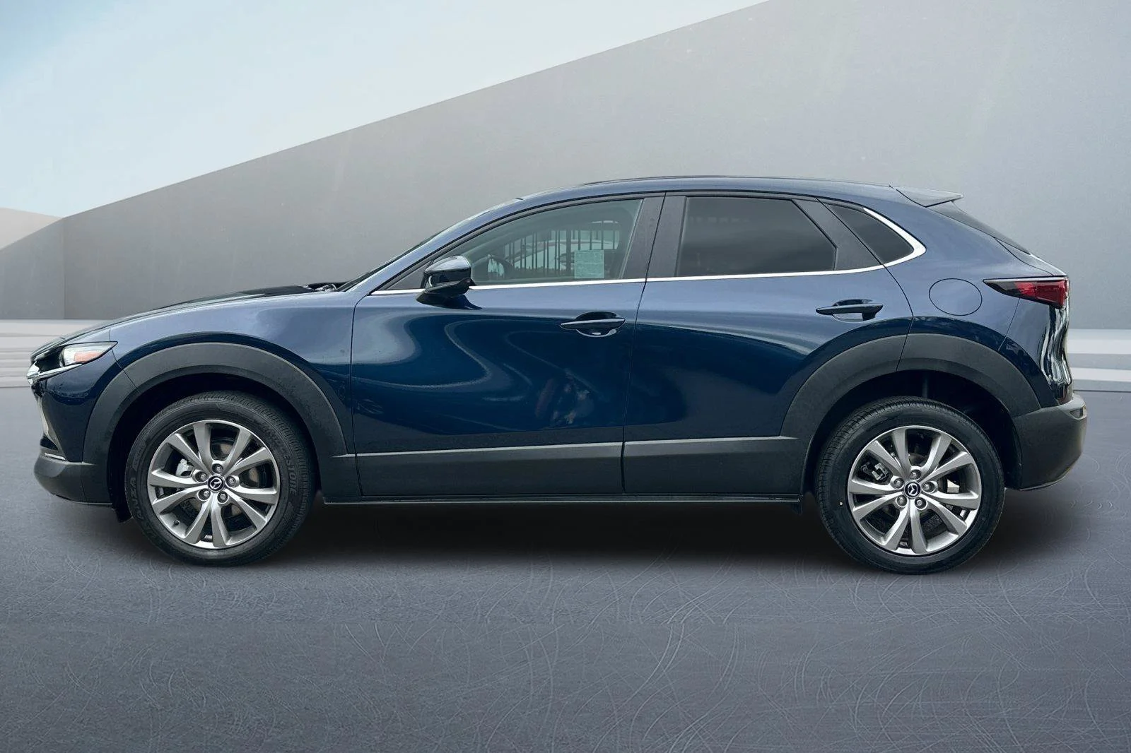 Used 2021 Crystal Blue Mazda Select image 7