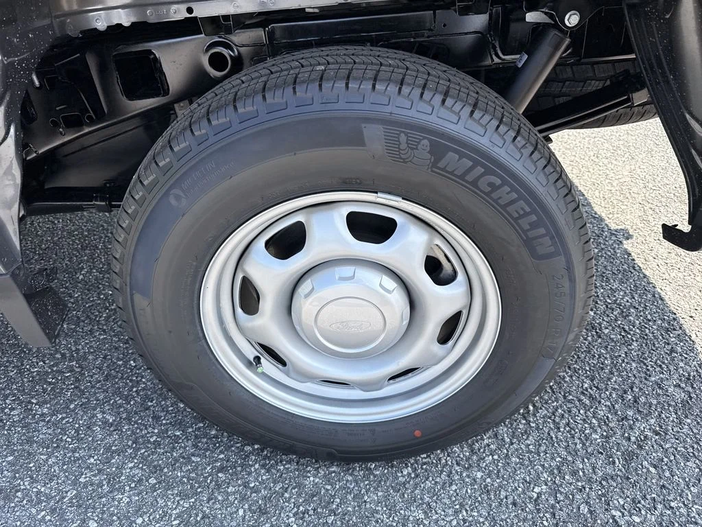 New 2026 Gray Ford XL image 18