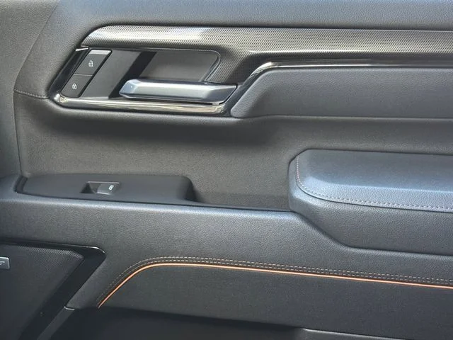 Used 2025 Black GMC AT4 image 26
