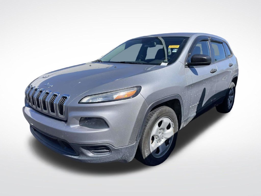 Used 2014 Silver Jeep Sport image 3