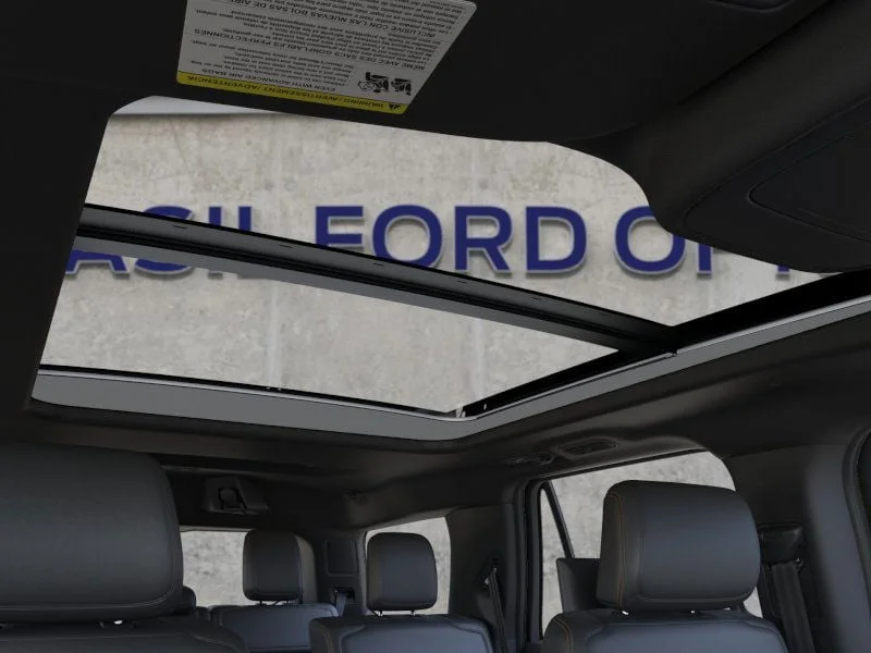 New 2026 Star White Metallic Tri-Coat Ford Tremor image 58