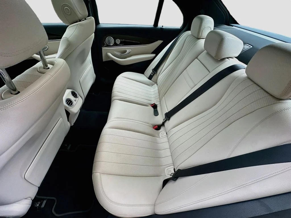 Used 2020 designo Diamond White Mercedes-Benz E 450 image 25