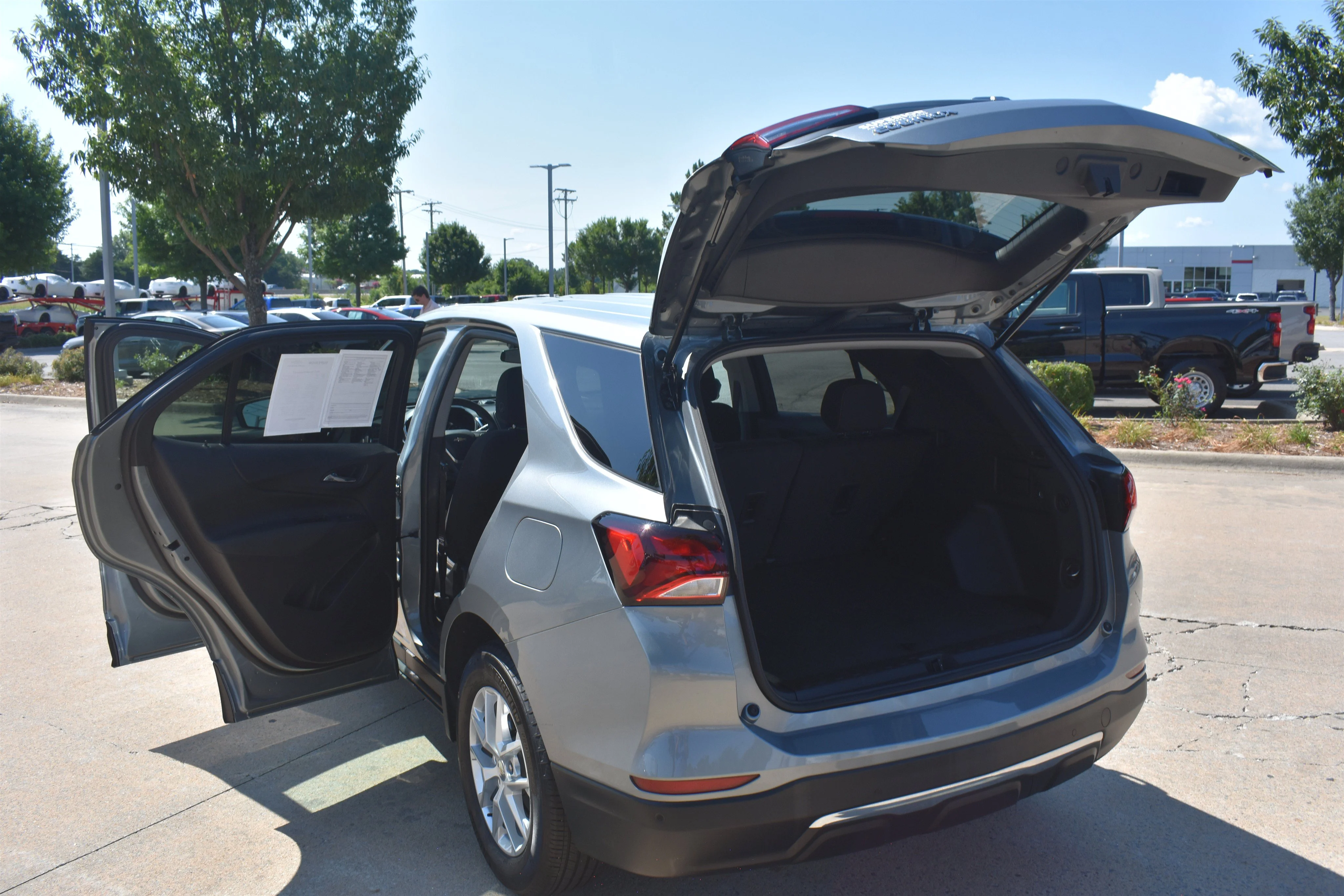 Used 2024 Sterling Gray Metallic Chevrolet LT image 17